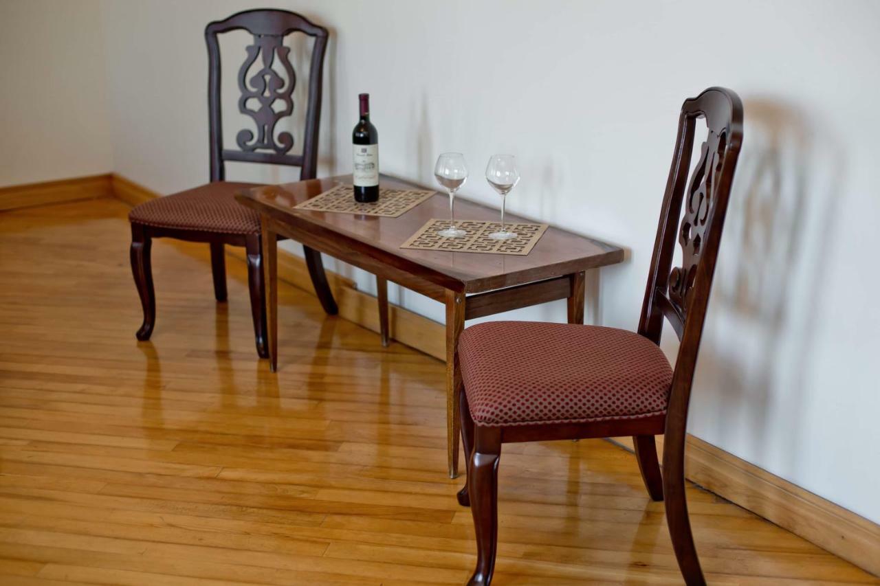 Apartment On Gorgiladze 25 Batum Dış mekan fotoğraf