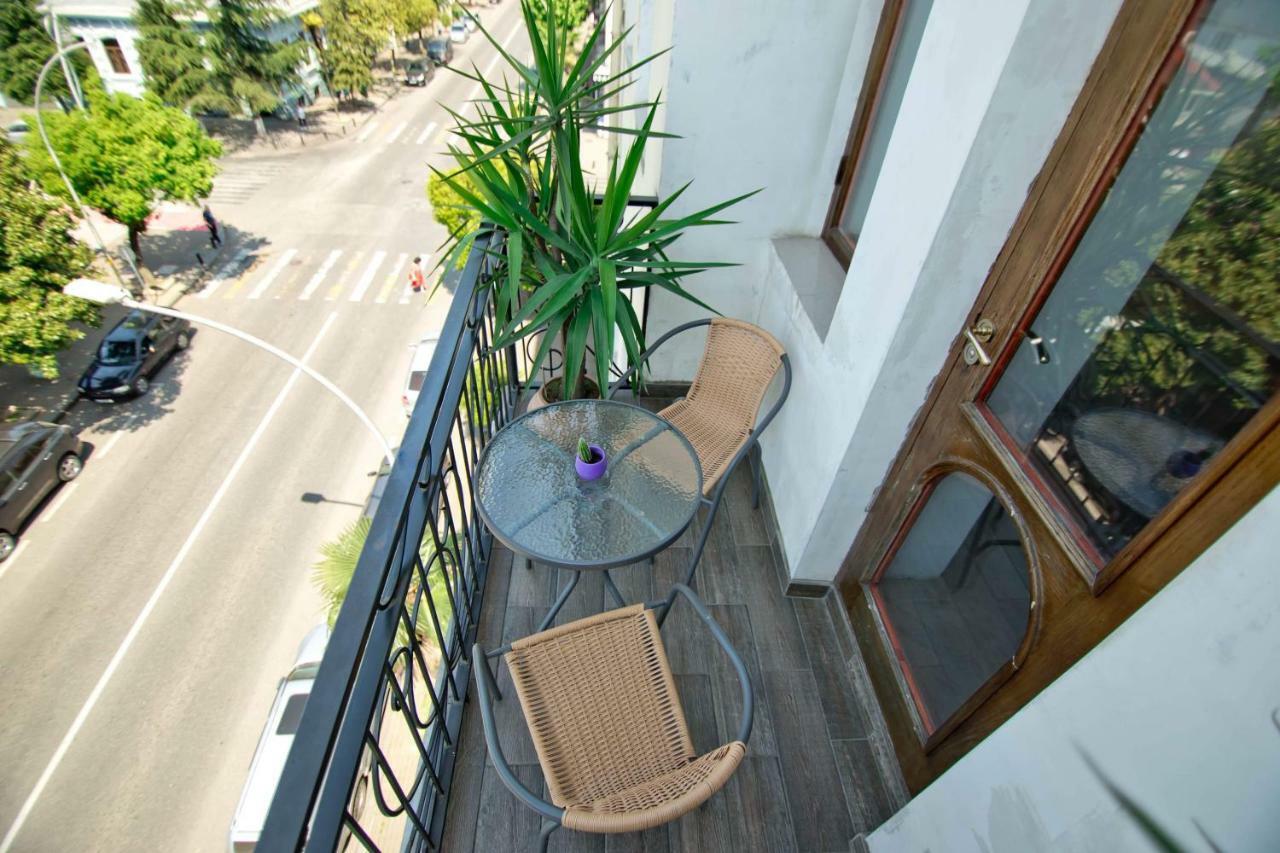 Apartment On Gorgiladze 25 Batum Dış mekan fotoğraf