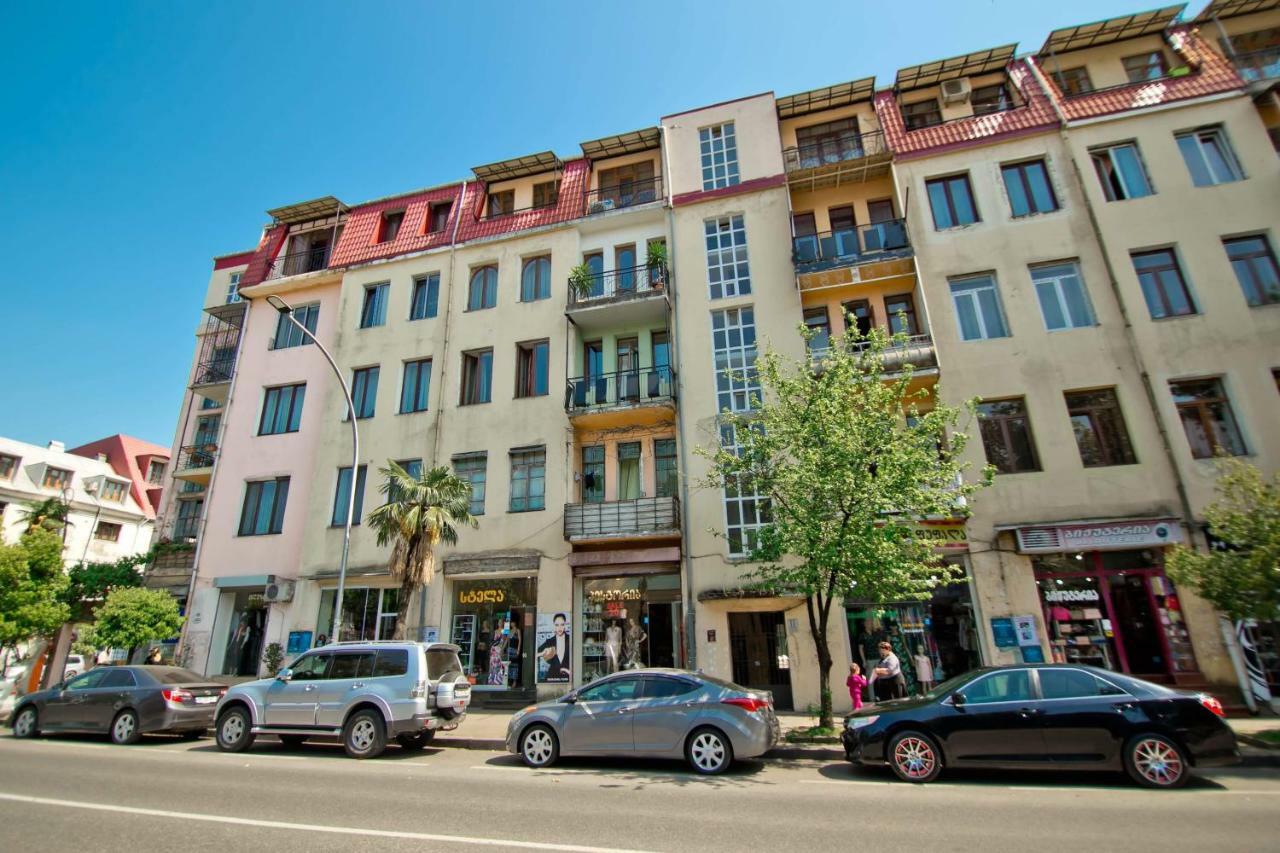 Apartment On Gorgiladze 25 Batum Dış mekan fotoğraf